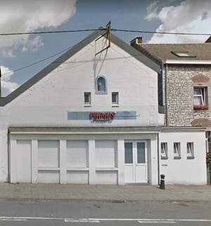 la salle paroissiale de Belgrade